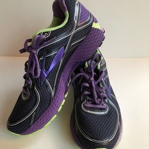Brooks Adrenaline GTS 16 Size 10